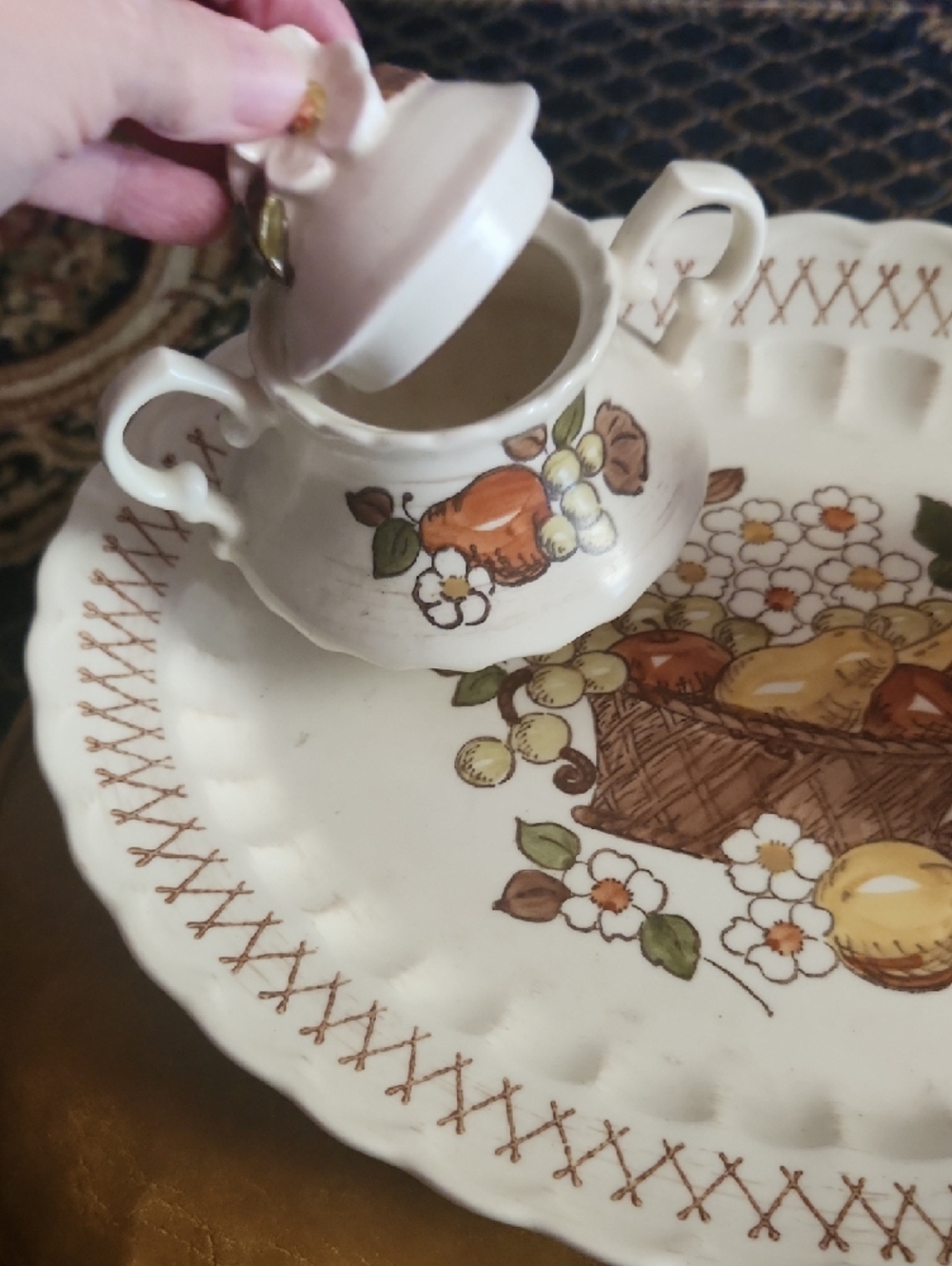 Cream Floral Fruit Basket Creamer and Sugar Set with Tray - Cream - Picture 5 of 6